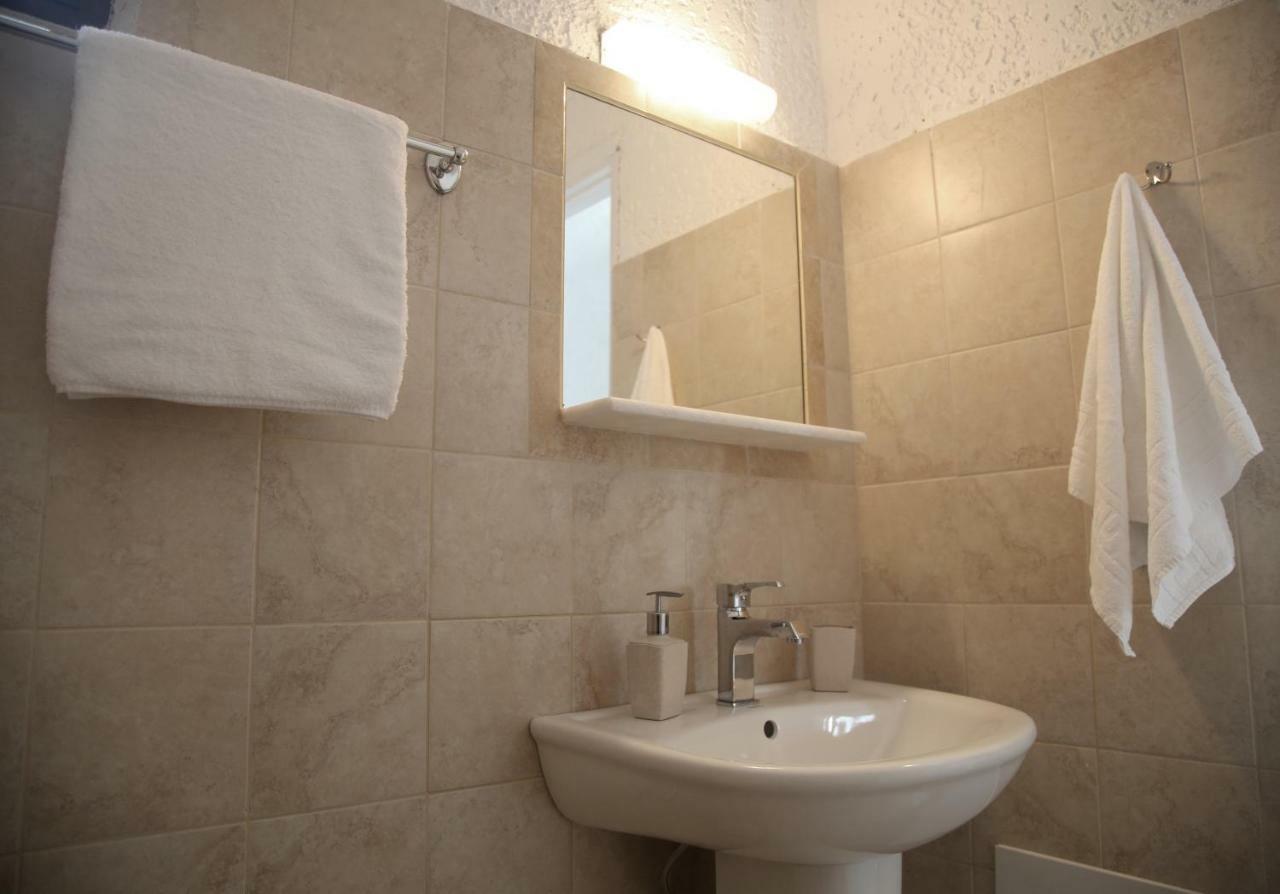 Blue Ocean Apartments Makriyialos Bagian luar foto
