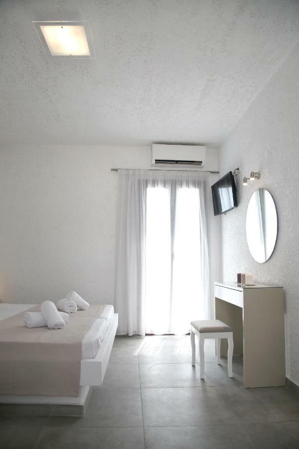 Blue Ocean Apartments Makriyialos Bagian luar foto