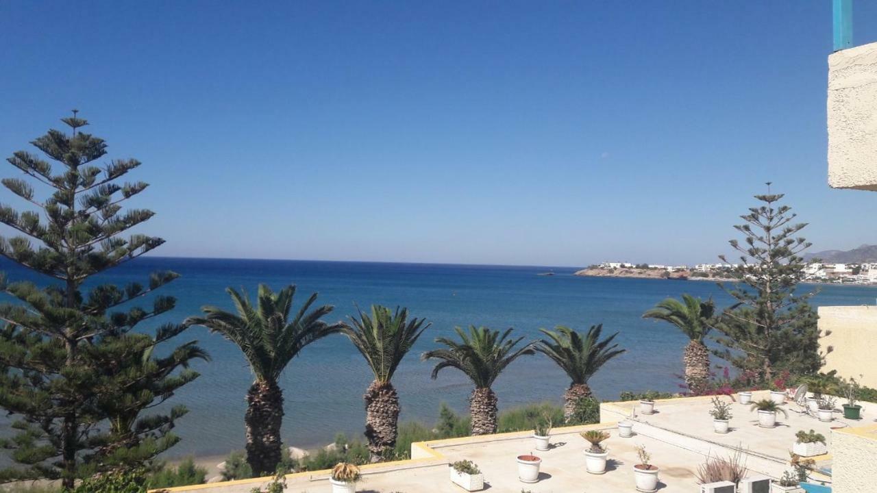 Blue Ocean Apartments Makriyialos Bagian luar foto
